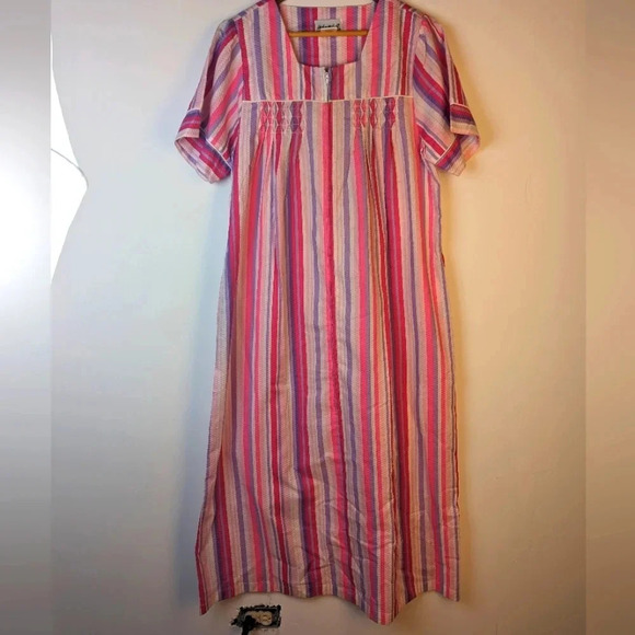 Short Sleeve Zip Front Robe Nightgown - Medium - Picture 2 of 5